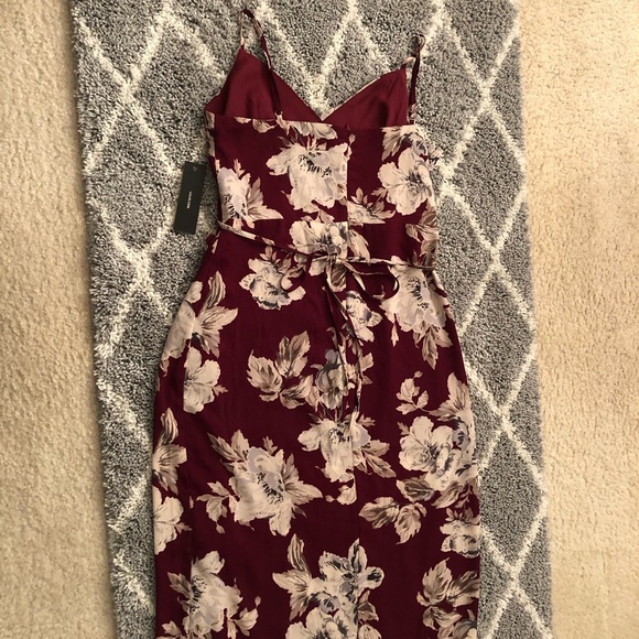 Lulu’s Floral Wrap Dress Size Small - Picture 12 of 13